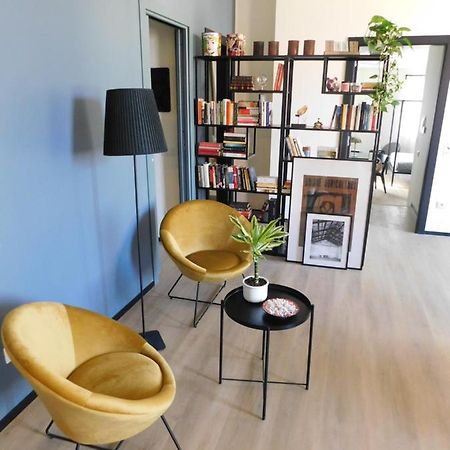 Piumaviola Beds & Apartments Парма Екстериор снимка