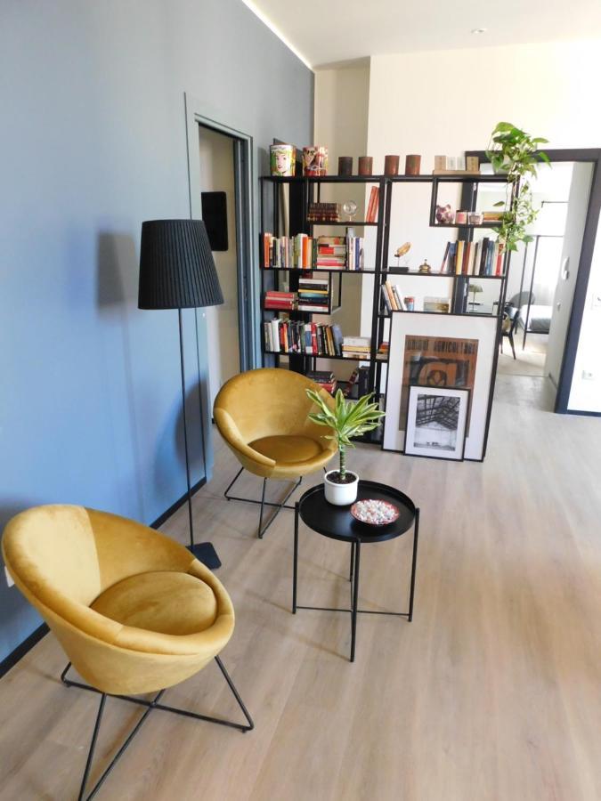 Piumaviola Beds & Apartments Парма Екстериор снимка