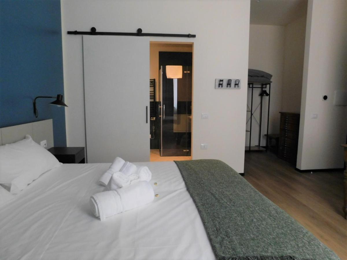 Piumaviola Beds & Apartments Парма Екстериор снимка